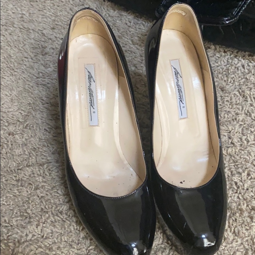 Black Brian Atwood pumps